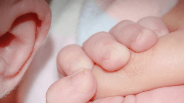 Το κάπνισμα στην εγκυμοσύνη μπορεί να επηρεάσει την ακοή του απογόνου
