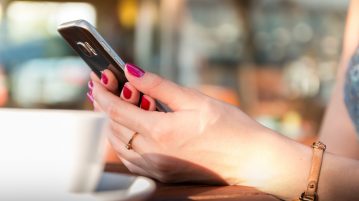 Οι χρήστες Android θέλουν να μείνουν έγκυες, οι χρήστες του iPhone το αποφεύγουν!